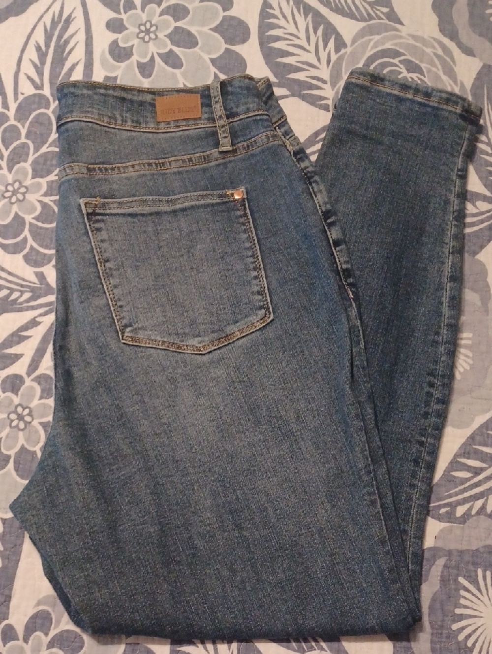 Judy Blue Classic Blue Skinny Fit Jeans 16 Wide Stretch Comfort